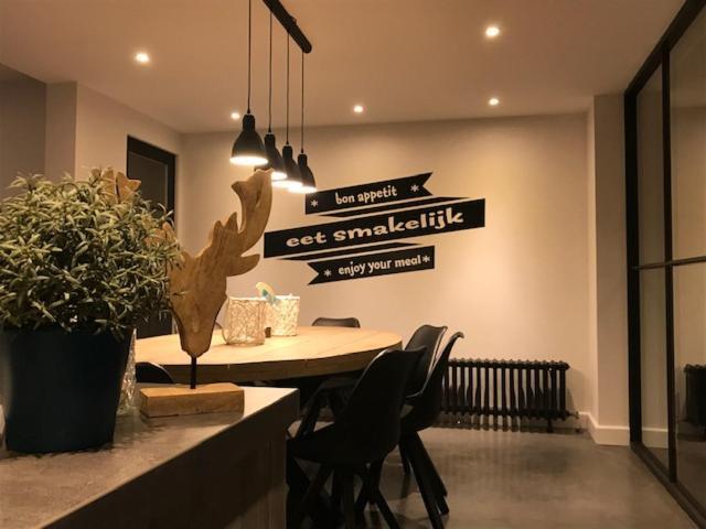 ברוז' Vakantiewoning Margaux -Free Parking - Sauna מראה חיצוני תמונה